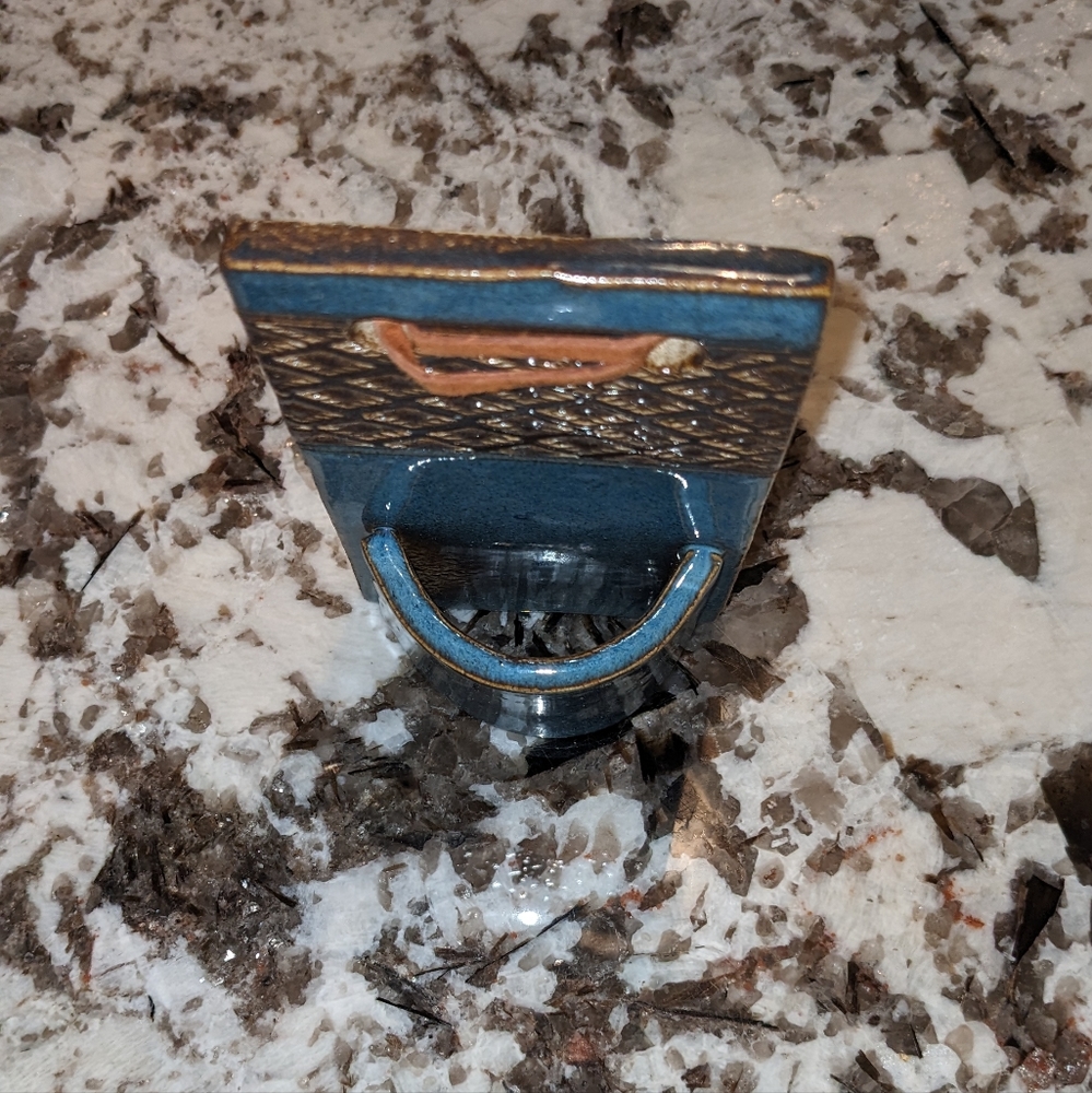 Handmade Ceramic Glazed Air Plant Hanger - Picture 3 of 6